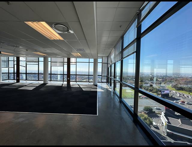 492M² OFFICE TO LET IN SANDTON CENTRAL